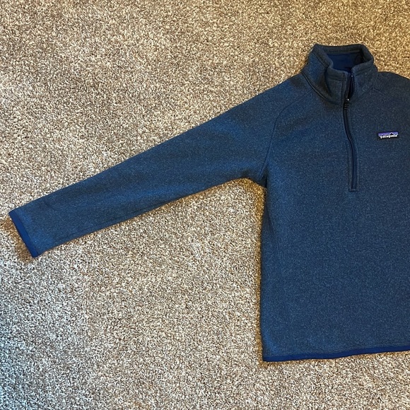 Patagonia Sweatshirt - Picture 2 of 4